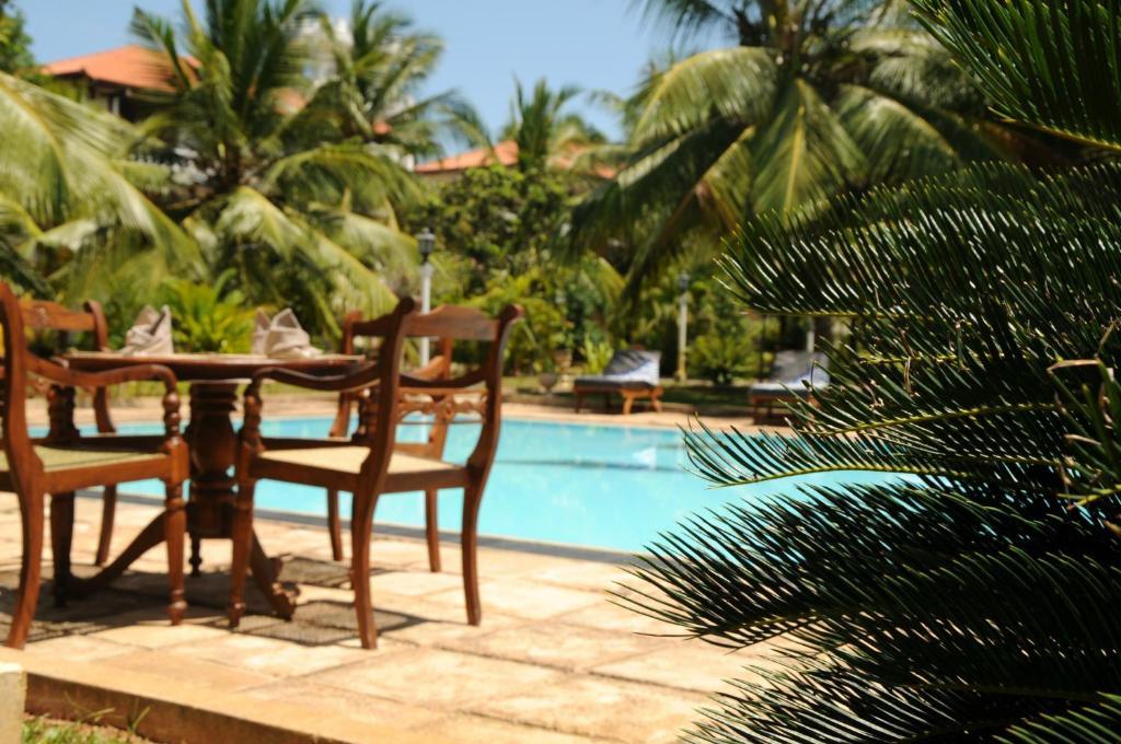Hotel Lagoon Paradise Negombo Luaran gambar