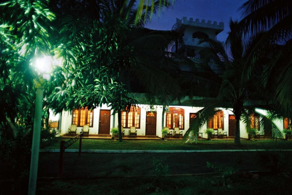Hotel Lagoon Paradise Negombo Bilik gambar