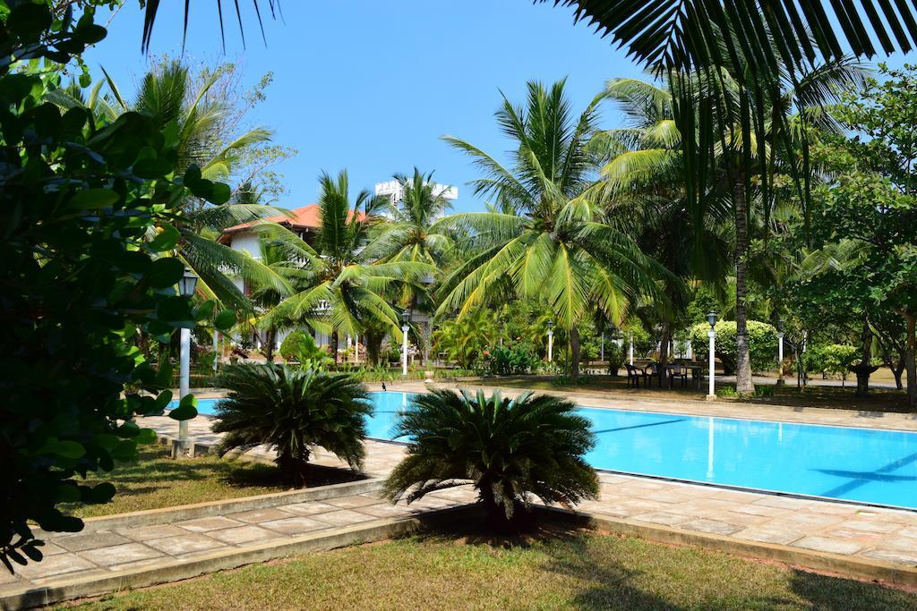 Hotel Lagoon Paradise Negombo Luaran gambar